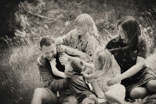 photography janine healy family families lifestyle outdoor shoot